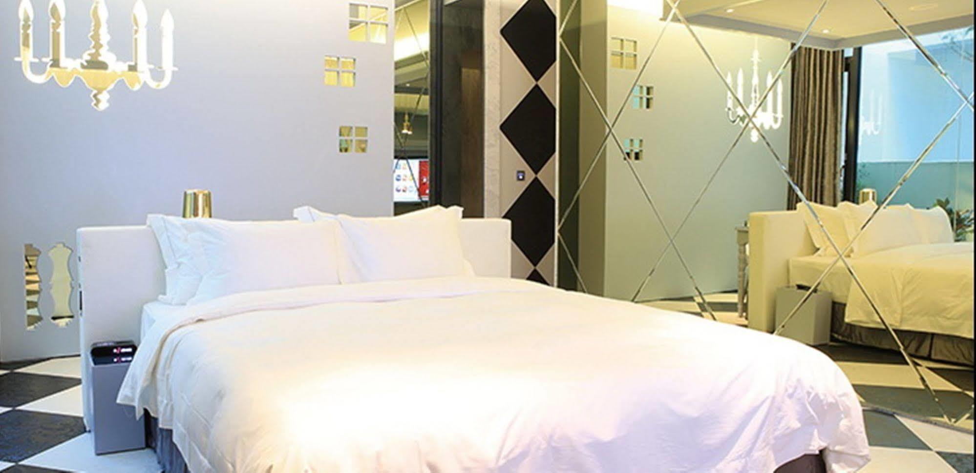 All-Ur Boutique Motel-Hsin Chu Branch Hsinchu City Eksteriør billede