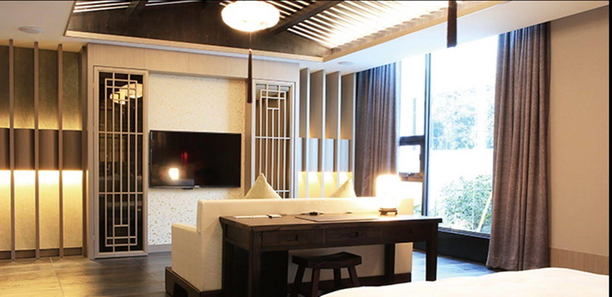 All-Ur Boutique Motel-Hsin Chu Branch Hsinchu City Eksteriør billede
